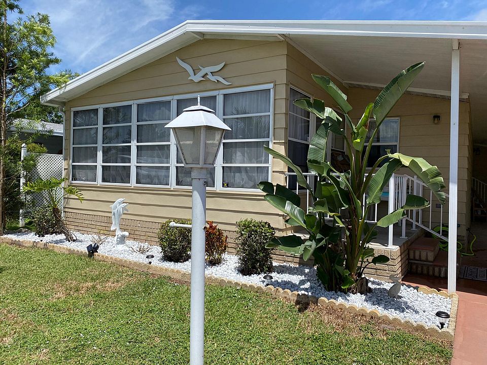 1st image of 1385 Barefoot Cir