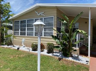1385 Barefoot Cir, Barefoot Bay, FL 32976