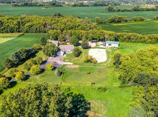 5308 McCullom Lake Rd, McHenry, IL 60050