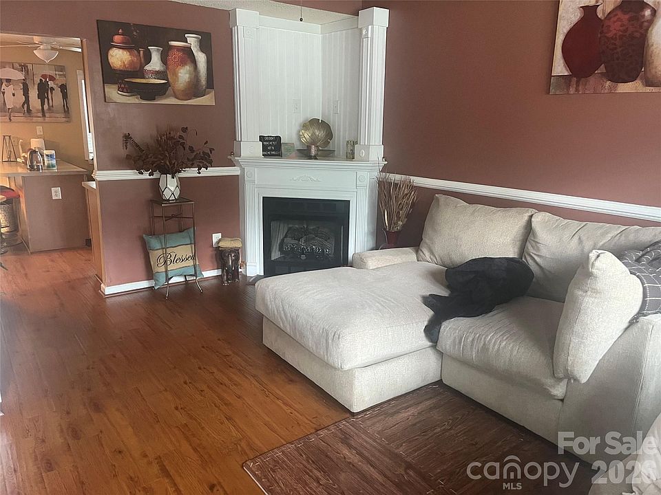 1st image of 3024 Mayer House Ct