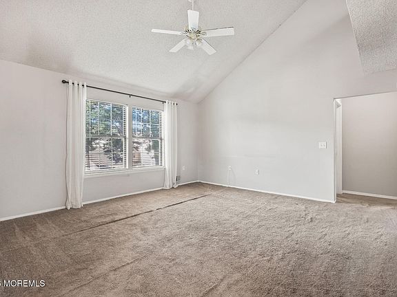 4th image of 306 Tiger Lilly Court