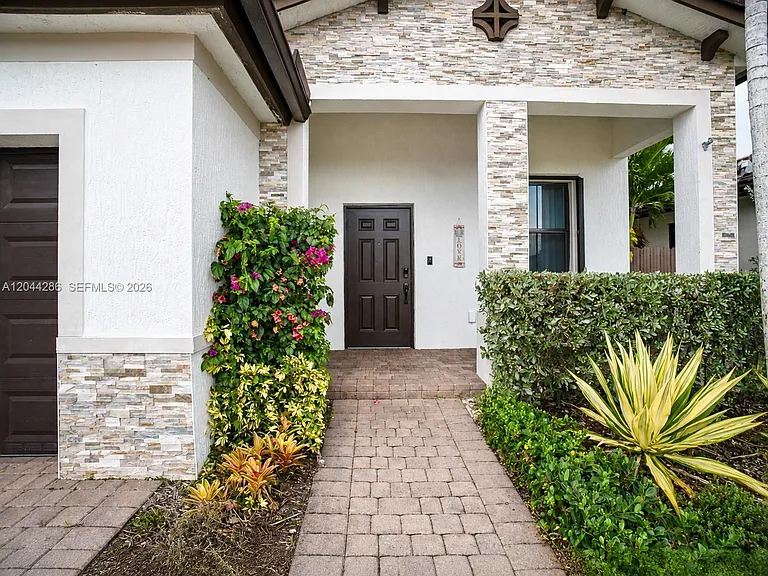 22886 SW 128th Pl — Photo 3