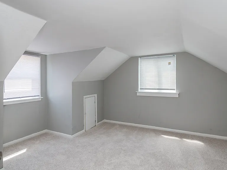 1451 Pershing Blvd — Photo 13