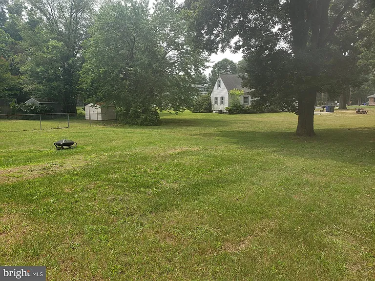 306 Cornell Rd — Photo 7