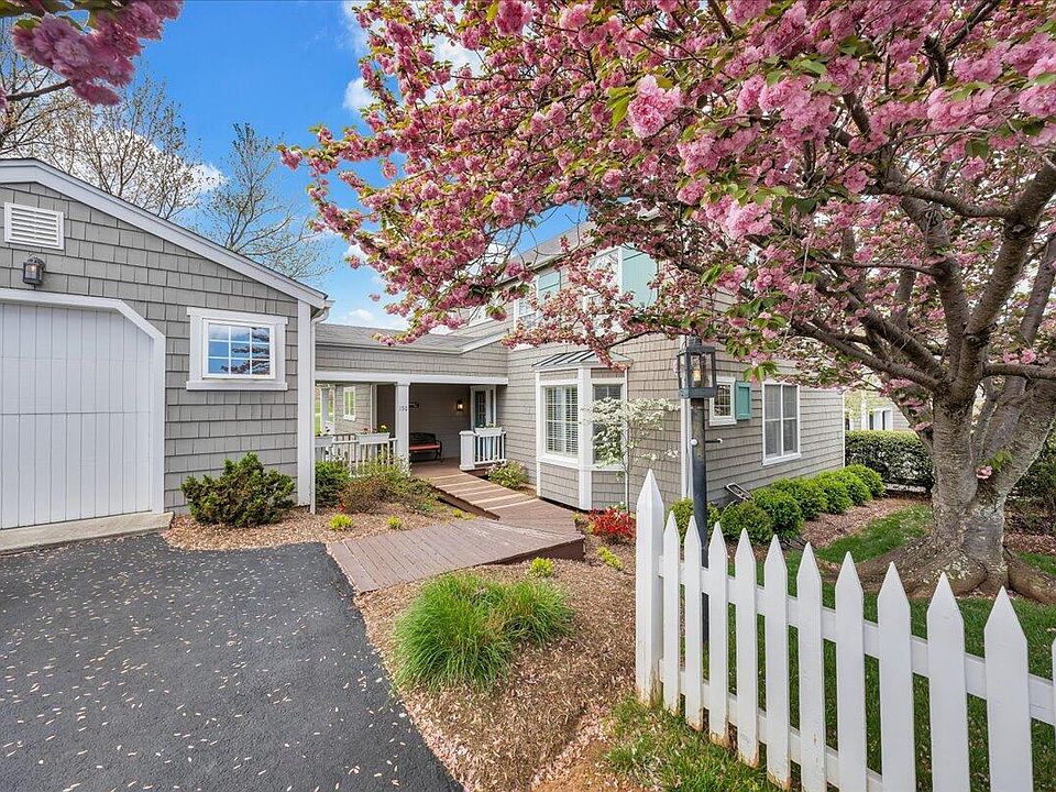 150 Cottage Ln, VA 24121 Zillow