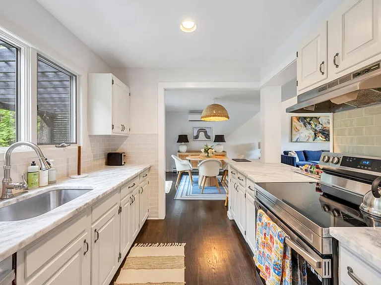 3564 Noyac Rd — Photo 11
