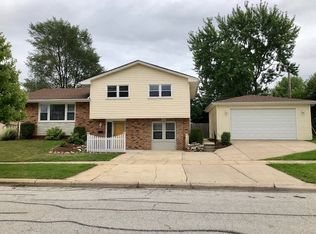 16311 66th Ave, Tinley Park, IL