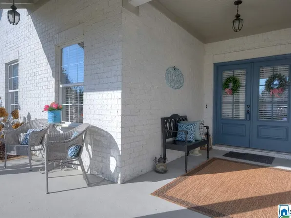 7108 Oak Crescent Ln, Gardendale, AL 35071