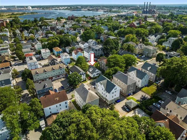 203 Power St, Providence, RI 02906