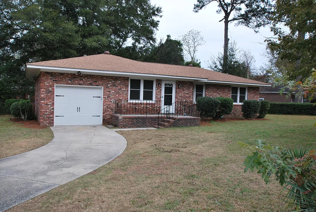 One-car garage includes 2 remote for easy access - 1368 Briarfield Ave