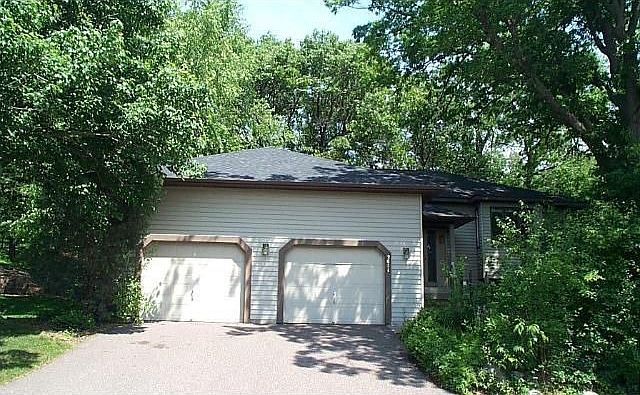 1st image of 2611 Schaller Dr E