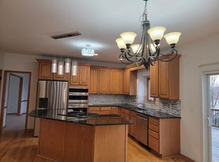 5924 Highland Cir, West Des Moines, IA 50266