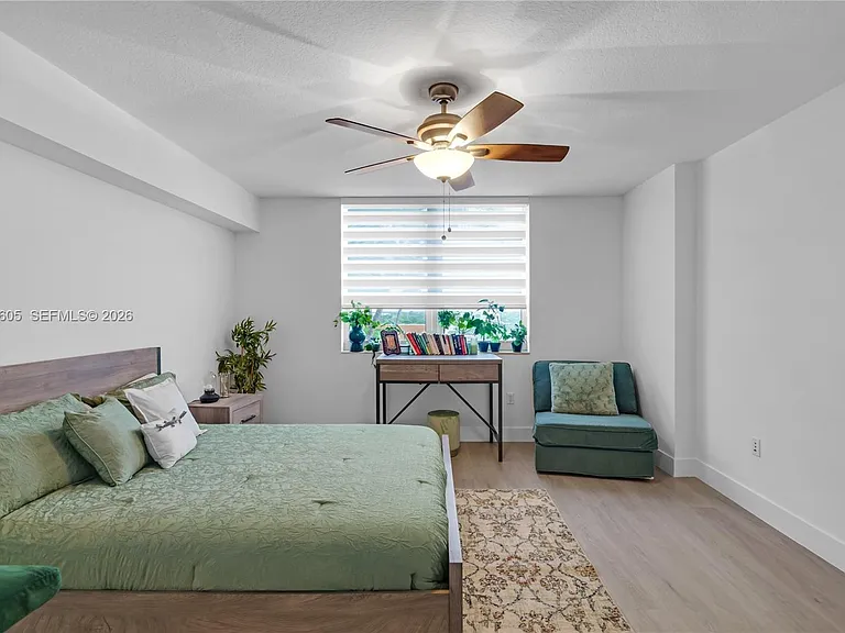 3232 SW 22nd Ter #804 — Photo 22