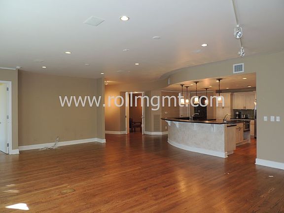 Living Looking Into Kitchen