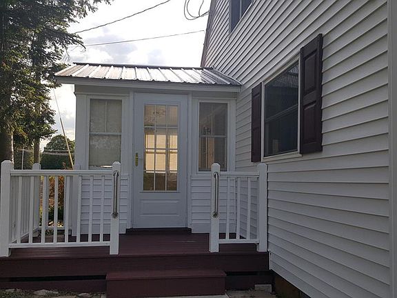 3rd image of 254 W Church St