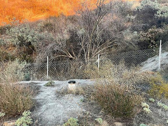 3rd image of 41095 Voyager Rd