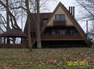 9575 Roberts Rd SE, West Jefferson, OH 43162