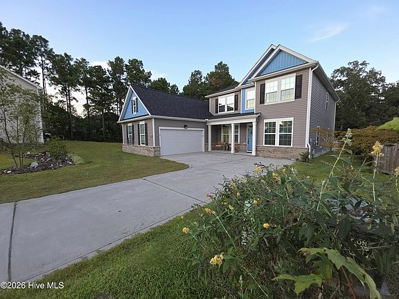 3rd image of 315 Neuse Drive