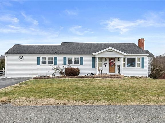 3rd image of 320 Sherwood Rd