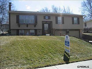 2nd image of 8735 Lakeview Dr