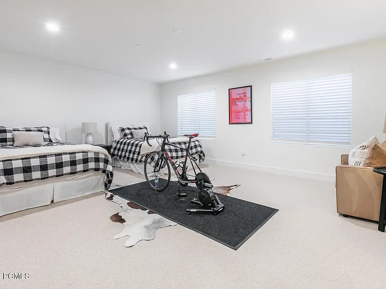 5310 N Lauralwood St — Photo 10