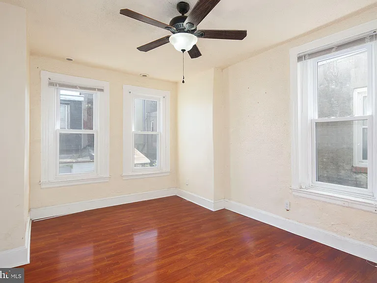 3118 Haverford Ave — Photo 10