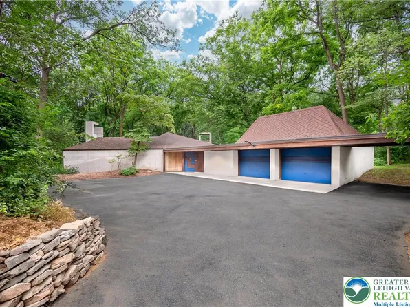 2300 S Cedar Crest Blvd, Allentown, PA 18103