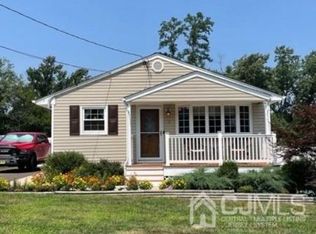 9 Marryott St, Jamesburg, NJ 08831