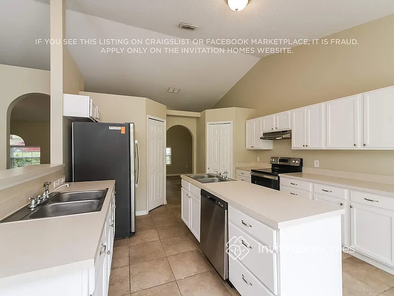912 Jayhil Dr — Photo 8