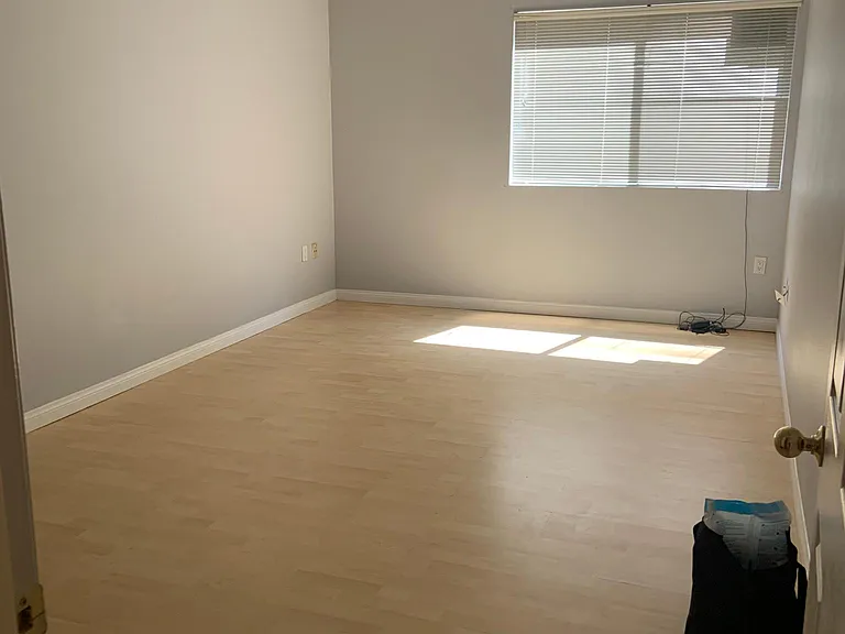 4501 Cedros Ave — Photo 5