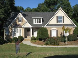 225 Amberbrook Cir, Grayson, GA