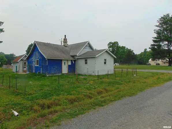 15321 Cherry St, Carterville, IL 62918