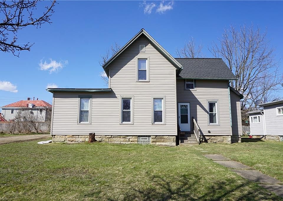 1st image of 523 Blake Ave