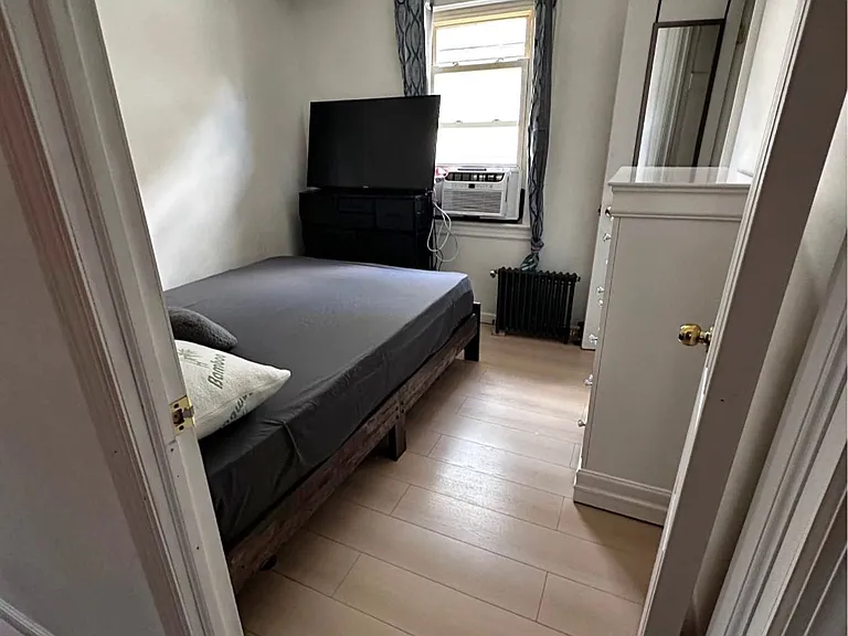 2271 Washington Ave #A — Photo 1