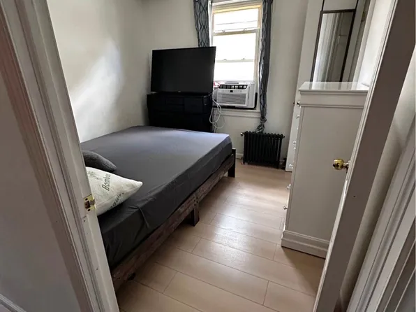2271 Washington Ave #A, Bronx, NY 10457