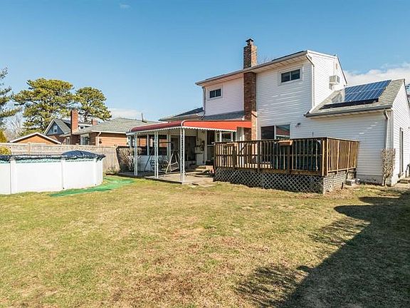 4th image of 80 Hemlock Dr