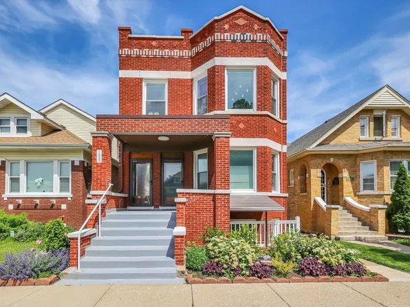 1323 Gunderson Ave, Berwyn, IL 60402