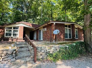 535 S Riverbend Rd, Leitchfield, KY 42754