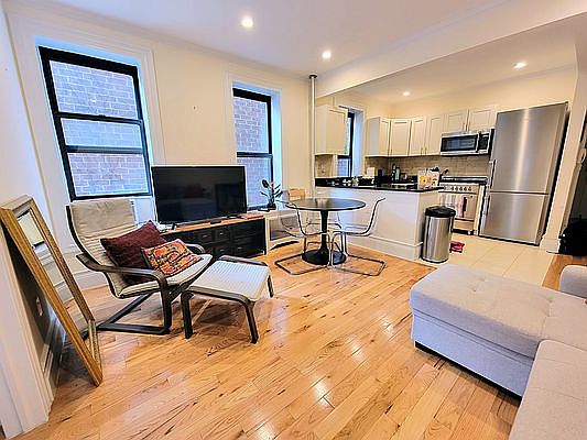1st image of 217 E 82nd St #3Z