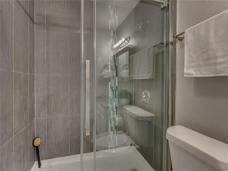 4901 S Rhode Island Ave — Photo 23