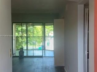 3410 Foxcroft Rd APT 207, Hollywood, FL 33025