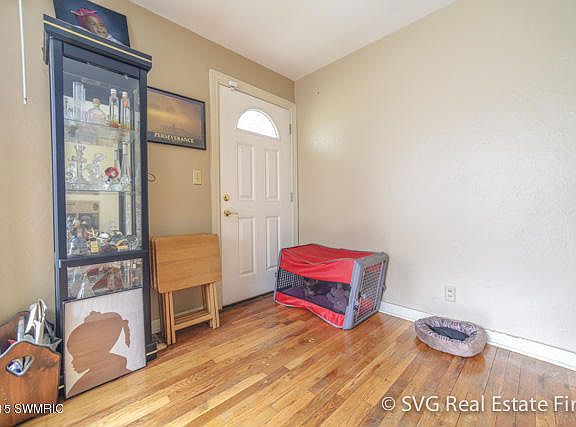 4th image of 1019 Dickinson St SE
