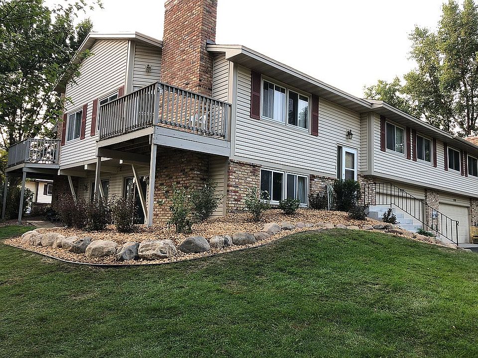 1st image of 1527 128th Ln NE