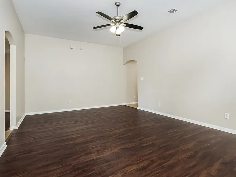 4018 Falvel Shadow Creek Dr — Photo 5