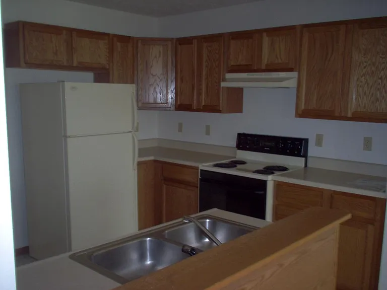 3110 Brunswick Ct S — Photo 9