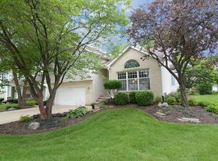 558 Abbey Rd, Bartlett, IL 60103