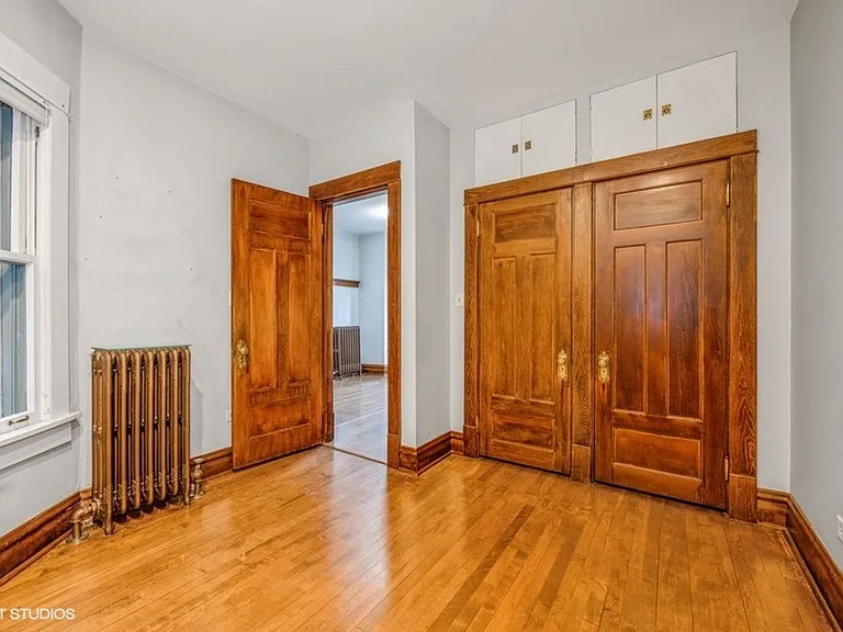 383 Park Ave — Photo 13
