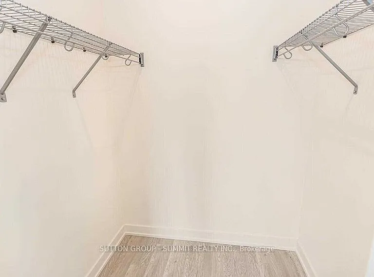 212 King William St #616 — Photo 11