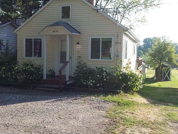 2nd image of 4945 Coshocton Dr