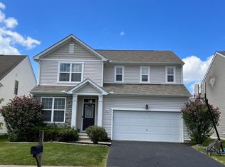 8809 Olenbrook Dr, Lewis Center, OH 43035